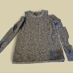 Aqua 100% Cashmere sweater with cutouts Size S​​​​​